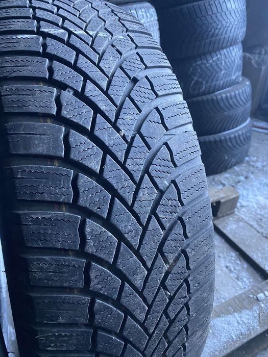 215.65.17 Bridgestone 2шт зима БУ склад шины резина из Европы 65 R17