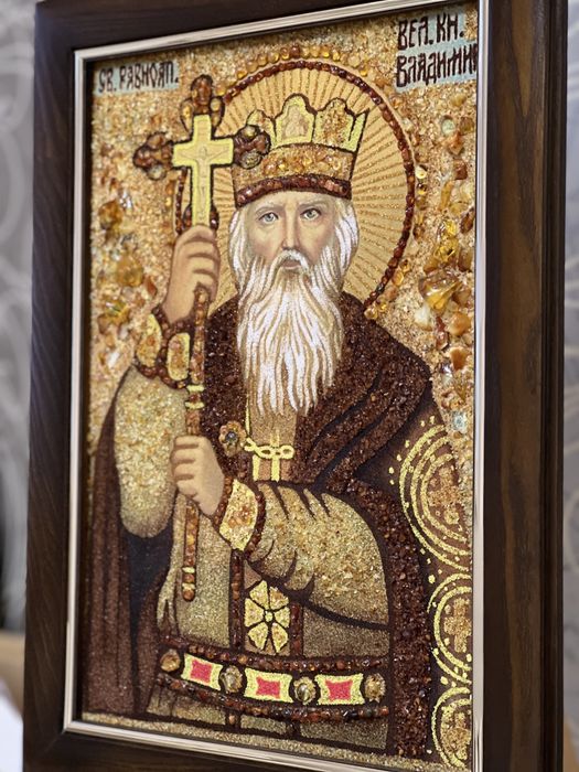 Картины из янтаря иконы картини з бурштини ікони портрет