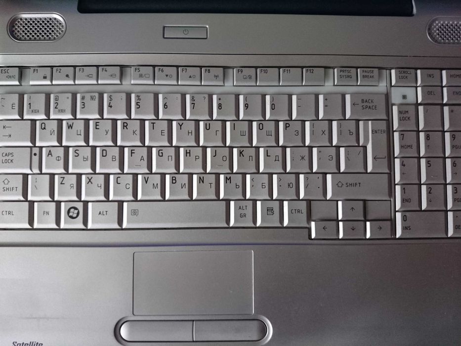 Ноутбук Toshiba відмінний стан