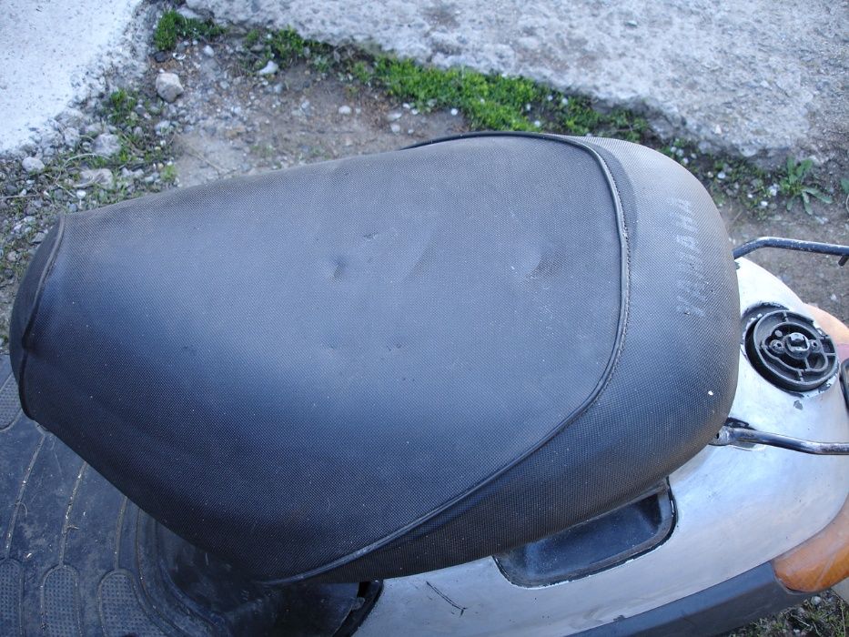 сидение на китайский скутер ЯМАХА 50 кубов