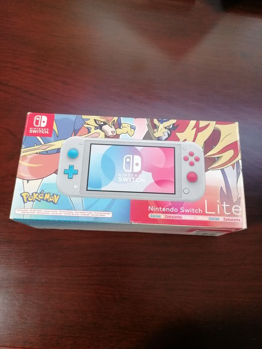 Nintendo Switch Lite Pokémon Edition Zacian Zamacenta