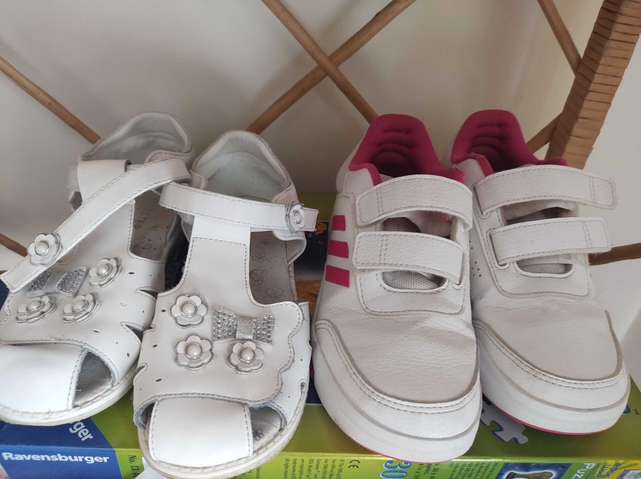 buty dla dziewczynki 30 i 31 adidasy, sandałki i buty do wody