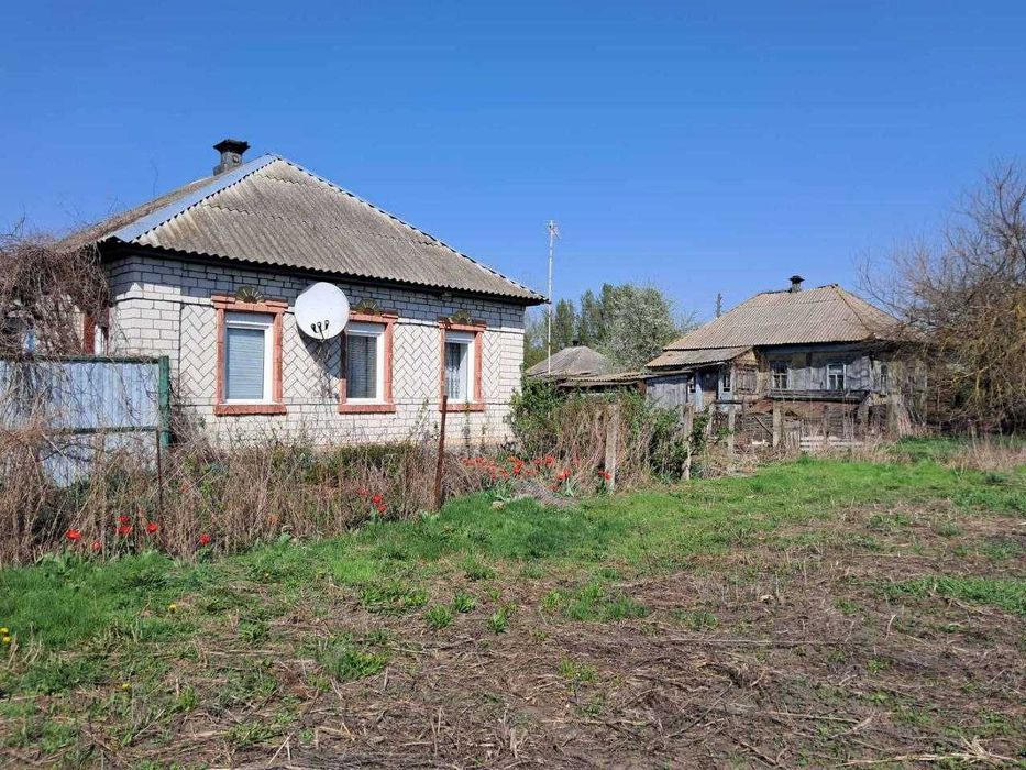 Продаж будинку. с. Більмачівка, Прилуцького району.