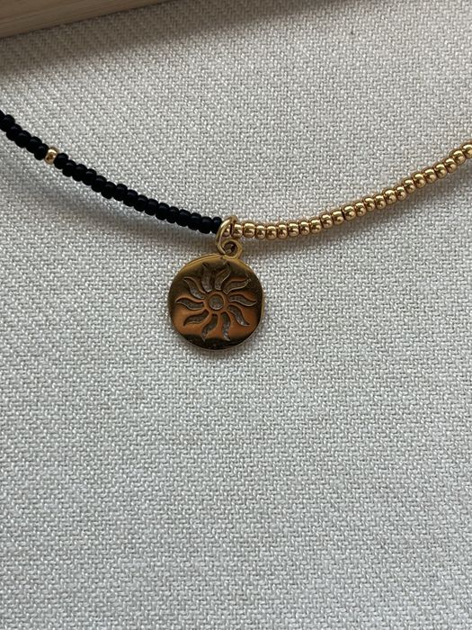 Choker naszyjnik.