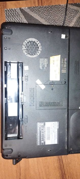 Ноутбук Toshiba L300