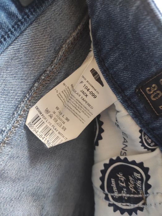 Jeansy męskie Cross Jack W30 L30 S