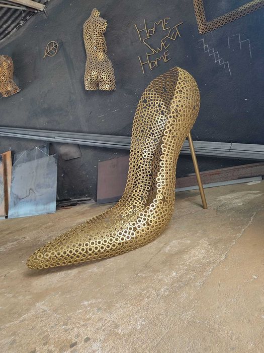 Sapato Escultura em Metal - Arte Contemporânea