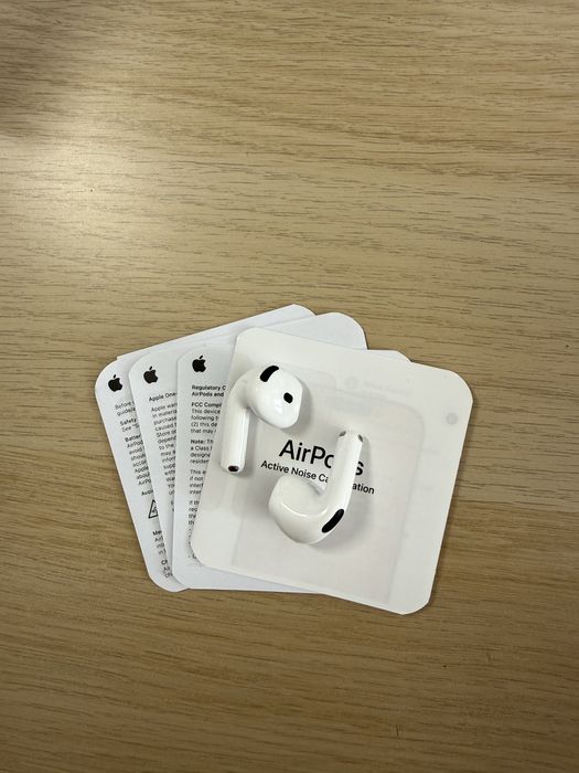Nowe AirPods 4 Anc