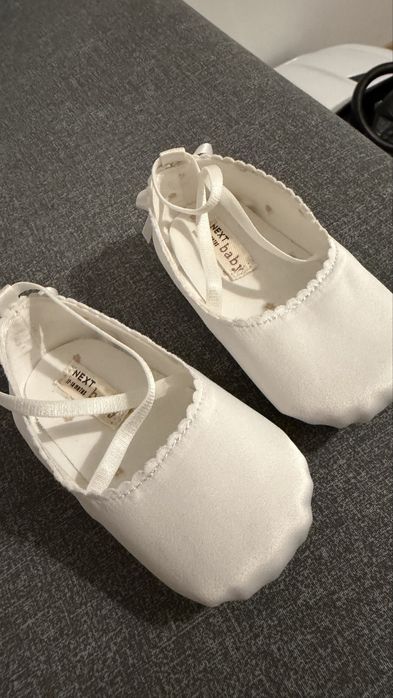 Zestaw ubranek dla dziewczynki r. 86 Bonprix, Sinsay NOWE buciki NEXT