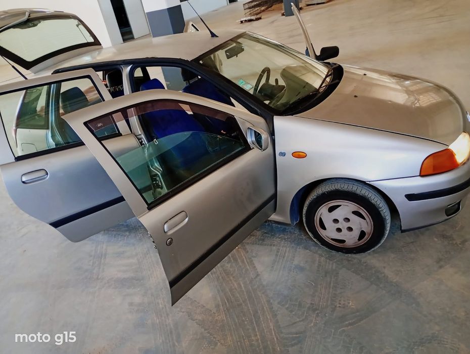 Carro Fiat Punto boa