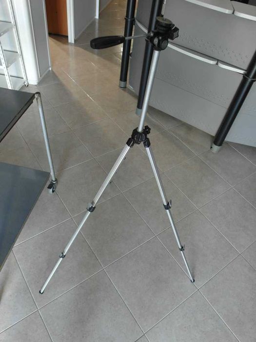Tripé extensível para maquina fotográfica, Video etc
