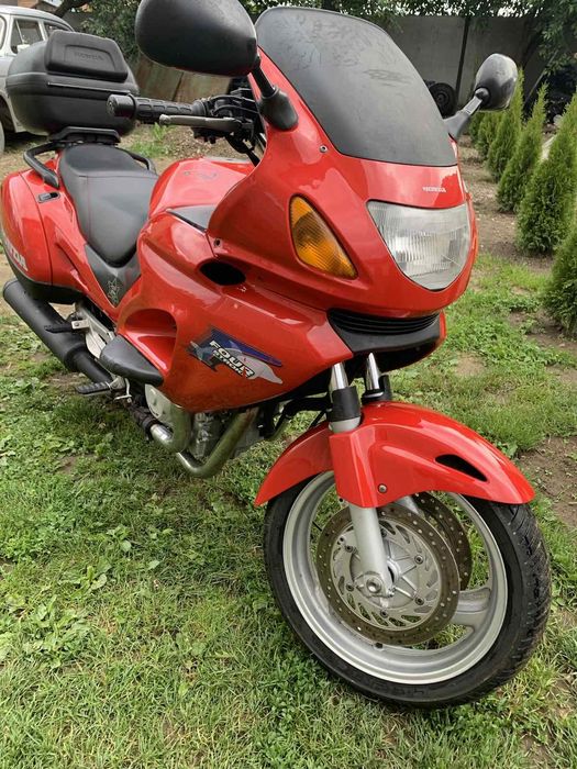 Honda NT 650 Deauville