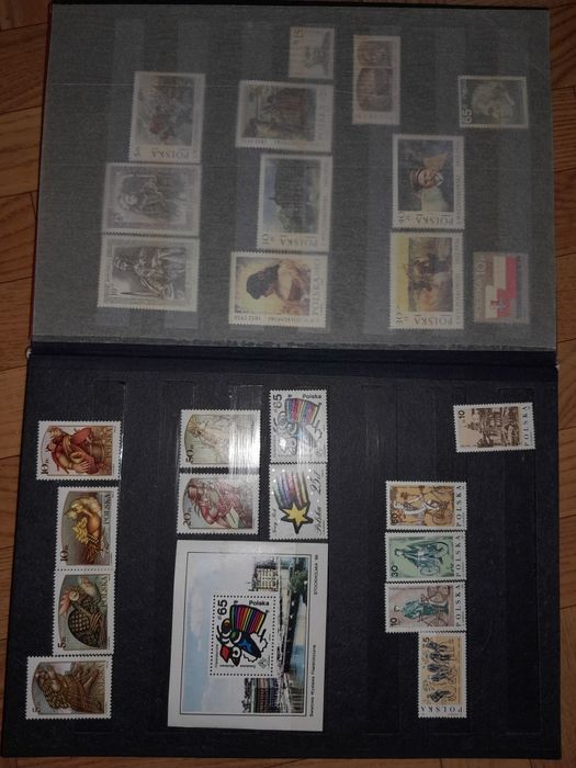 Klaser z  znaczkami- Prl