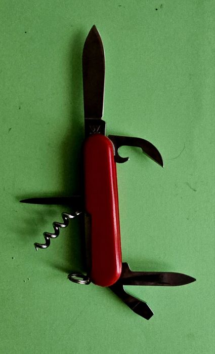 Швейцарский нож Wenger