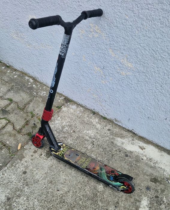 Mam do sprzedania 2 hulajnogi.