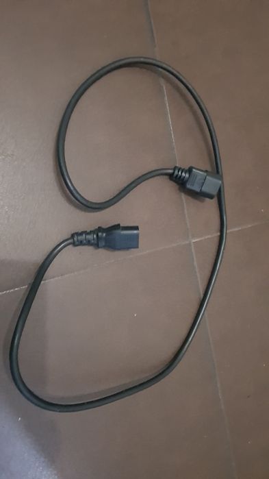 Ups Eaton 5E650I Linha interativa 650VA 360W 4AC para computador Torre