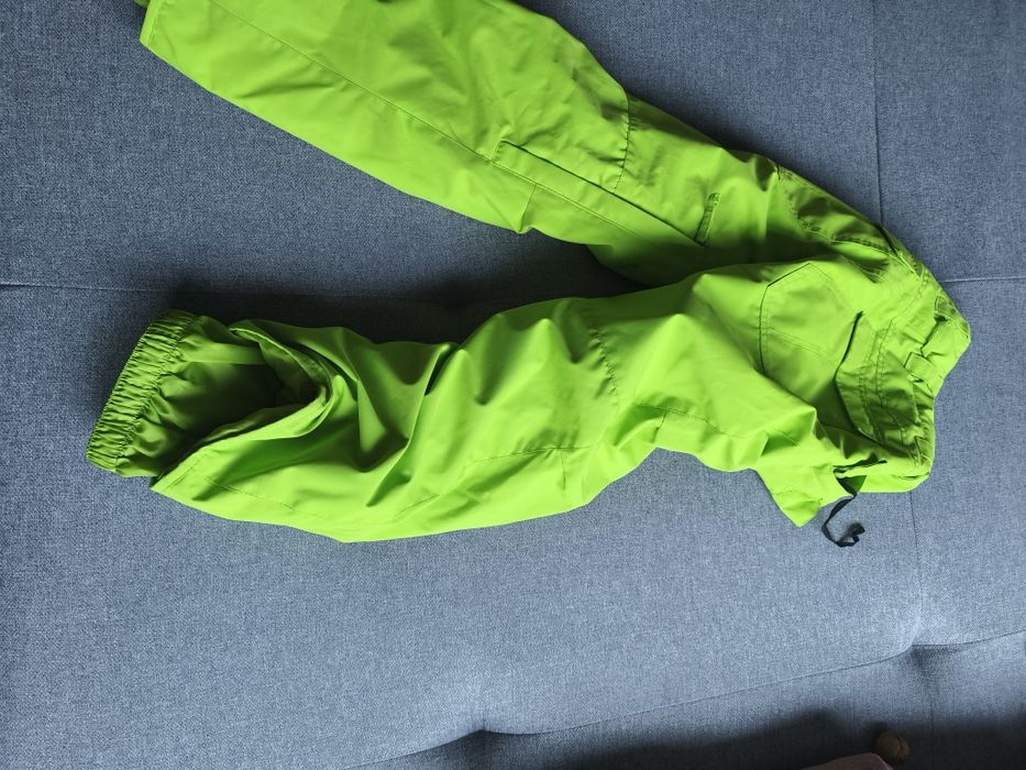 Spodnie zimowe narciarskie Quicksilver 10lat 10K stan idealny zielone