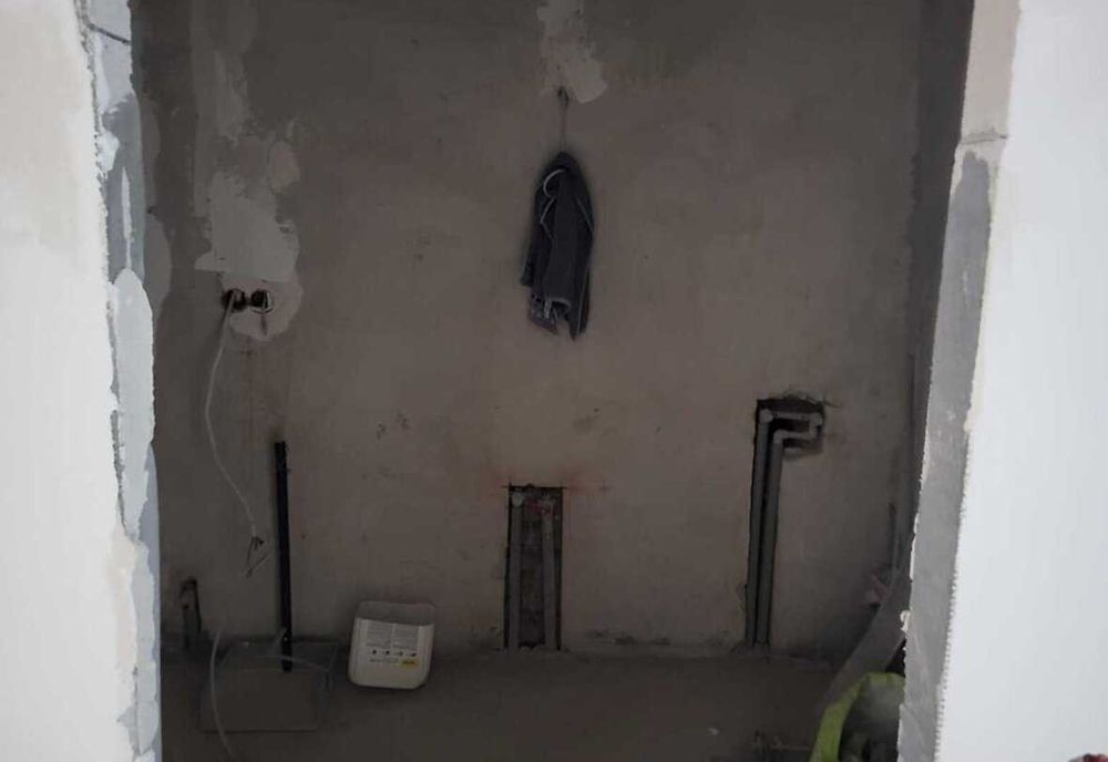 3 кім на Яреми в зданому будинку