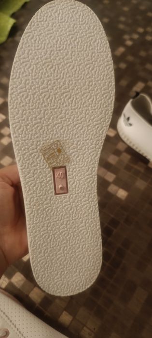 Tênis adidas confortáveis