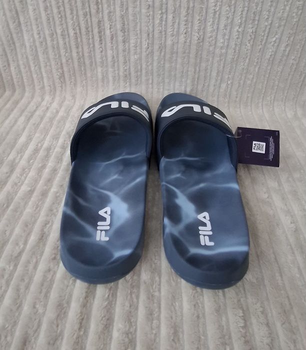 Nowe klapki Fila