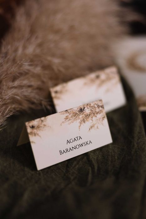 winietki na stół weselny boho trawy