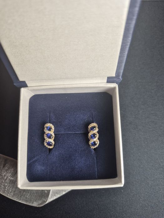 Сережки з червоного золота з сапфіром (КЮЗ) 585 проба Вага: 4.32 г