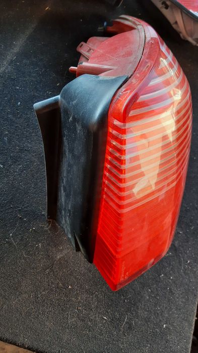 lampa tylna prawa Peugeot 407 SW 407sw oryginał