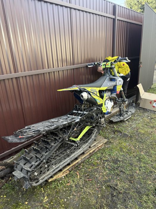 Сновбайк. Husqvarna 350 на гусениці.  30мг.