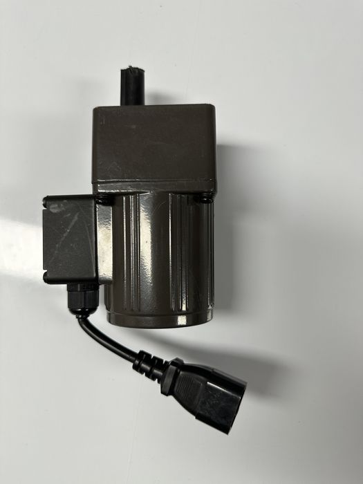 Motoreduktor Linix 70jb150g10 "silnik do pieca podajnika