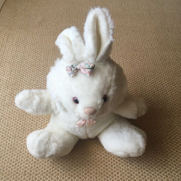 Brand-new plush rabbit (unused)