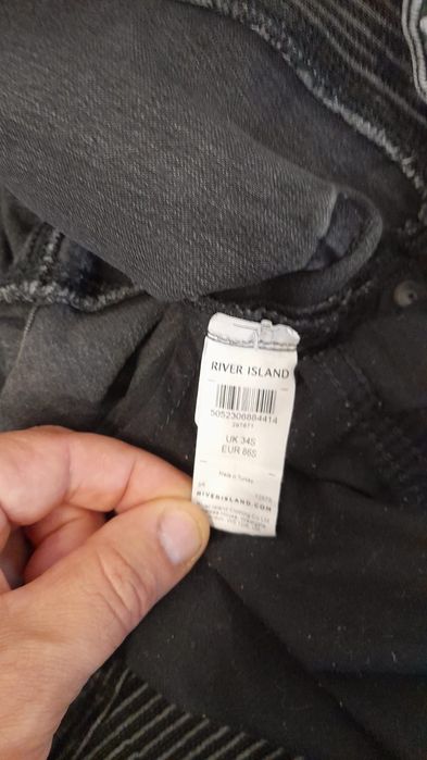 Spodnie męskie skinny River Island