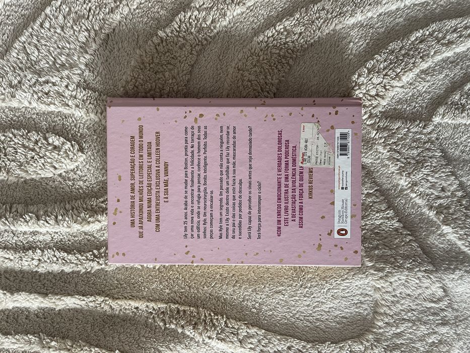 Livro Isto Acaba aqui edicao de colecionador