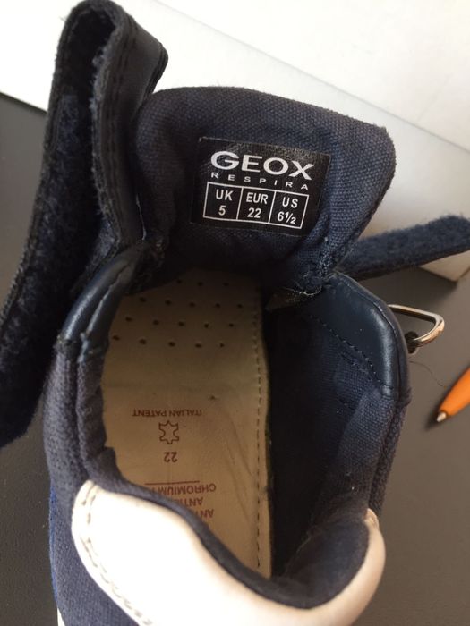 Дитячі черевики Geox