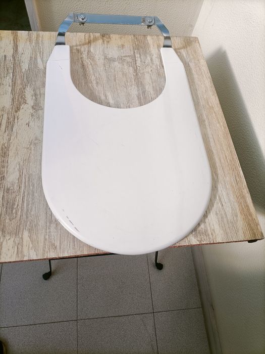 Tampa de bidé roça