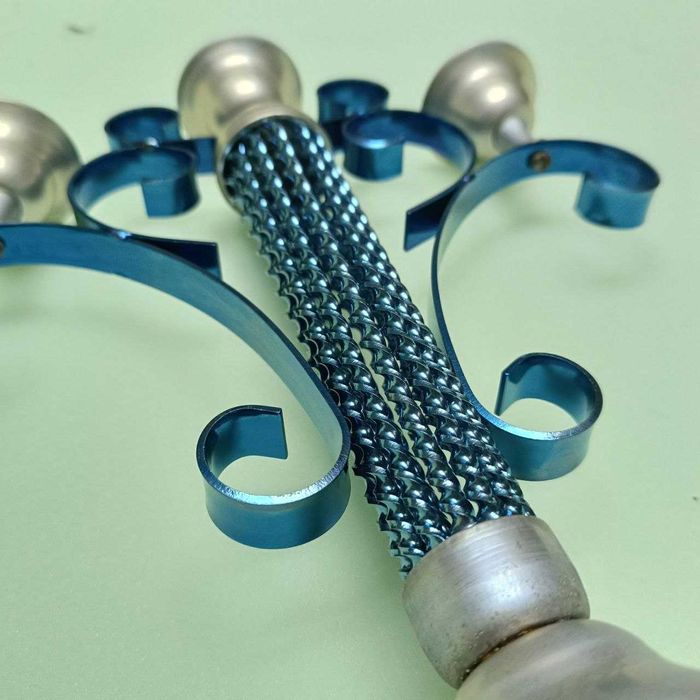 Канделябр, Подсвечник на 3 свечи
Металл (латунь/титан)