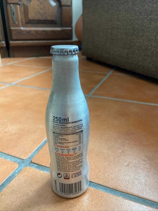 coca-cola edição limitada ARCOmadrid 2012