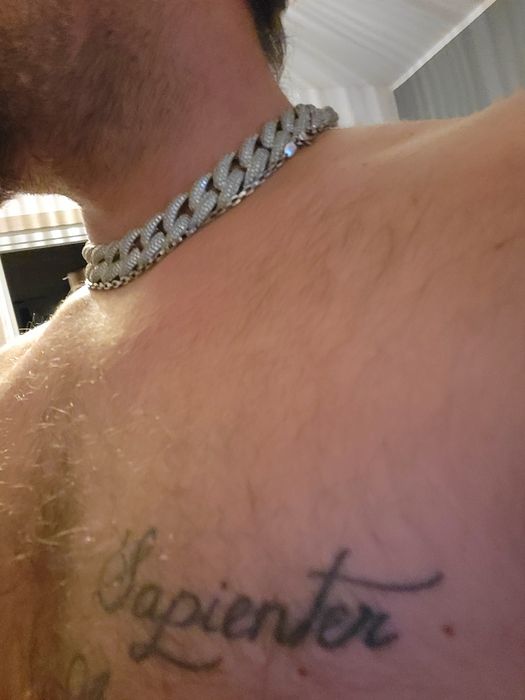 Srebrna błyszcząca kieta naszyjnik