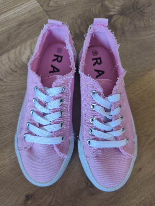 Tenisówki na platformie 36