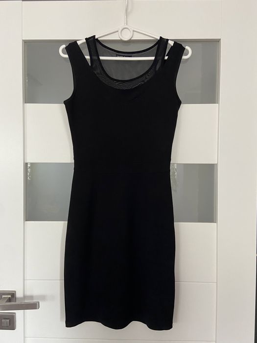 Czarna sukienka mini