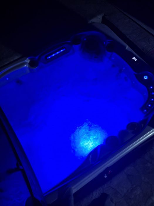 Jacuzzi, hydromasaż, mało używana