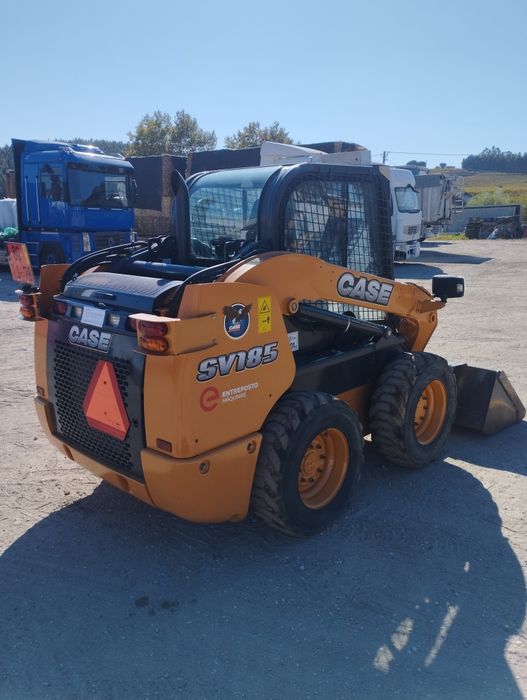 Mini Carregadora Case SV 185 2016 315horas IGUAL A NOVA