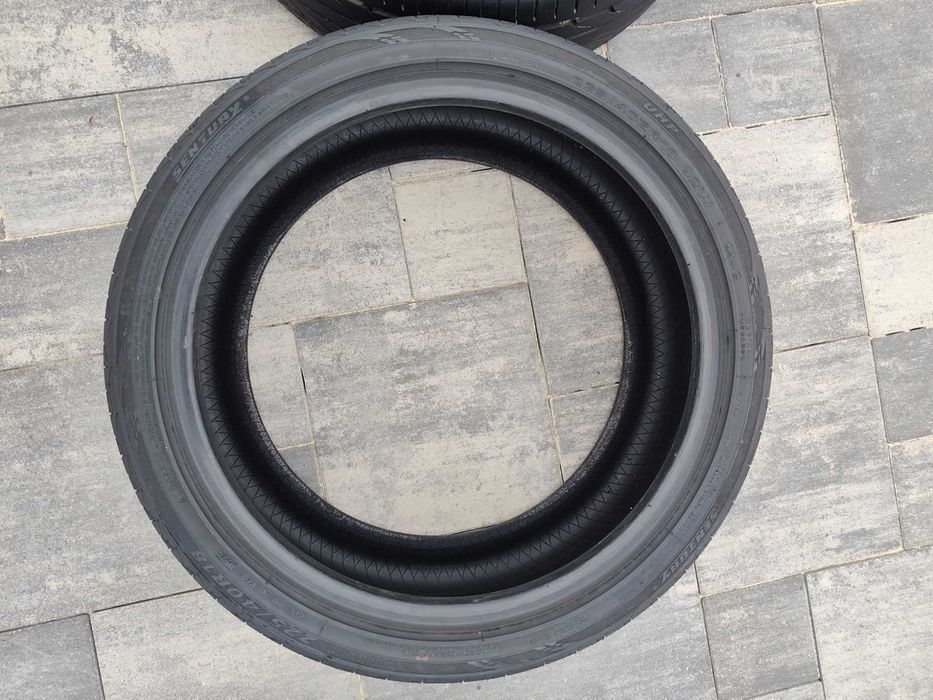Opony Mercedes W205 225 i 245 / 40 R18
