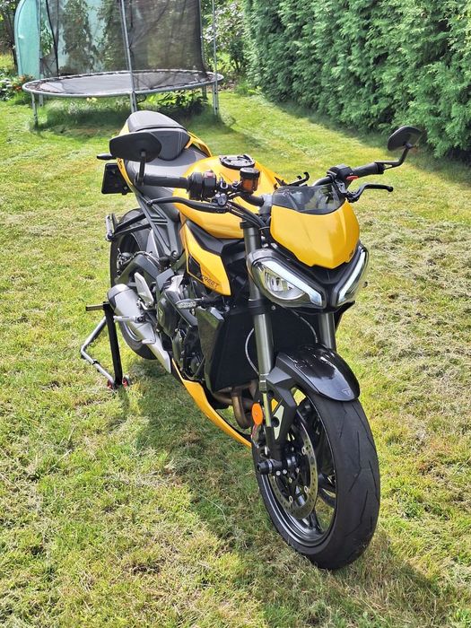 Triumph Street Triple Triumph Street Triple 765 RS | 2025 | 7 500 km | Angel GT II | Dodatki