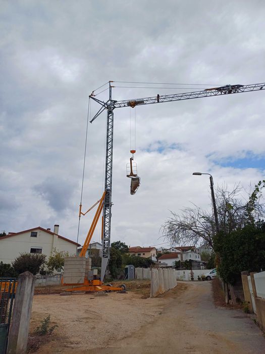 Grua construção civil