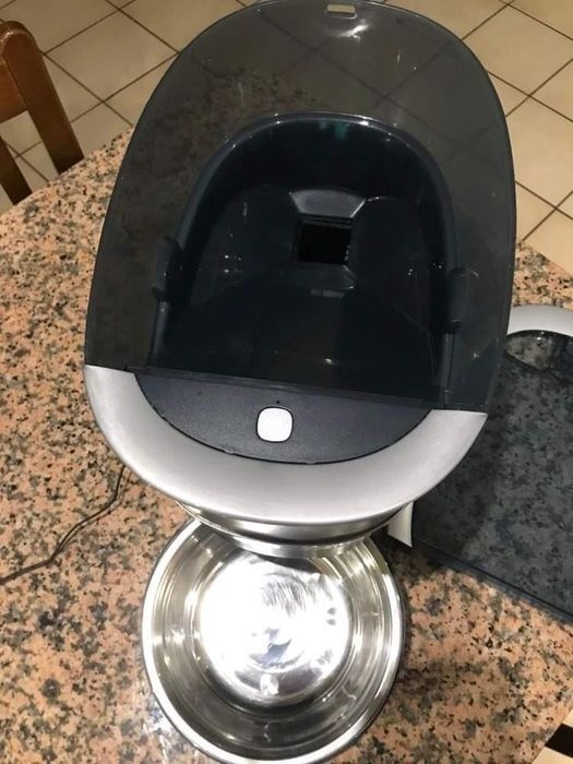 Comedor Automático Wifi para Cães e Gatos