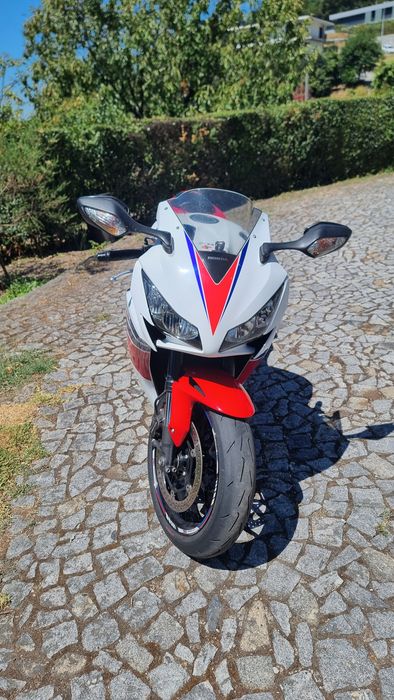 Honda cbr 1000 rr