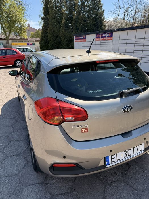 Kia Ceed 1,6 Crdi/128 kM