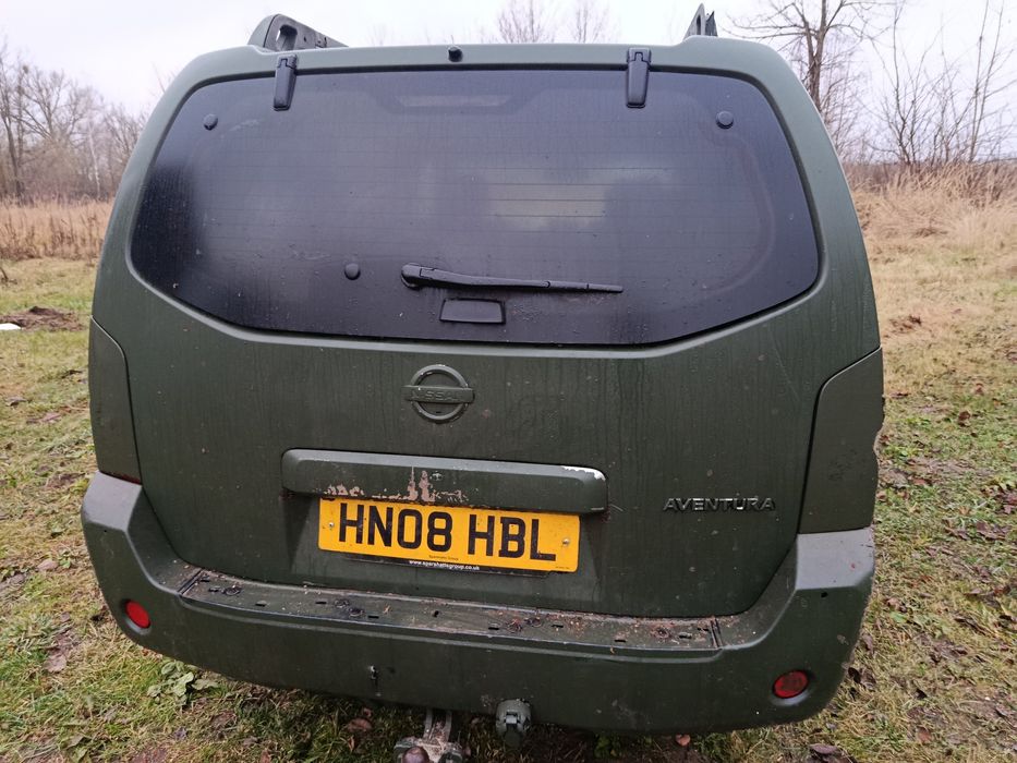 Нісан патфаіндер авентура