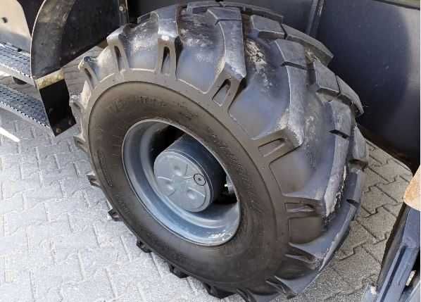 -7%, Kолісний екскаватор Case WX148