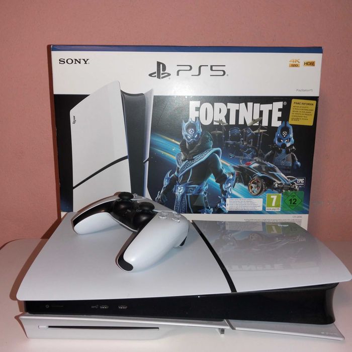 PlayStation®5 Slim Standard + Garantia + Jogos